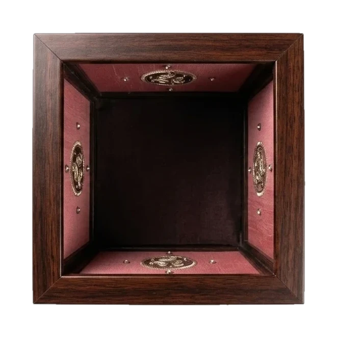 Gulabi Gulabi Holder